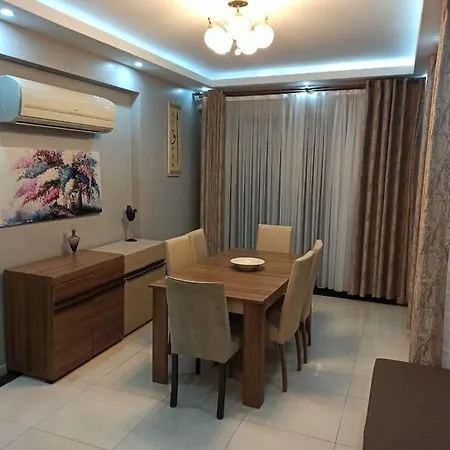 Βίλα Sleeps 7, Lake View, Private Pool - Awz 297, 1 *